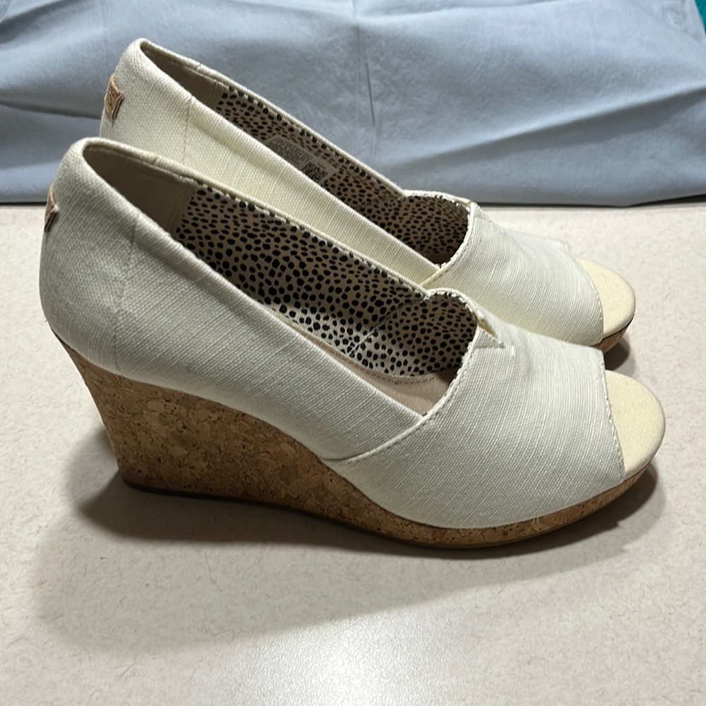 Tom’s wedge